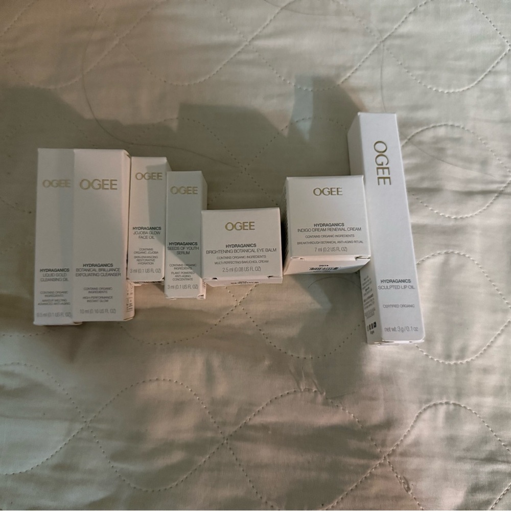 OGEE The Discovery Set + Full Size Lip Hydraganics Lip Oil